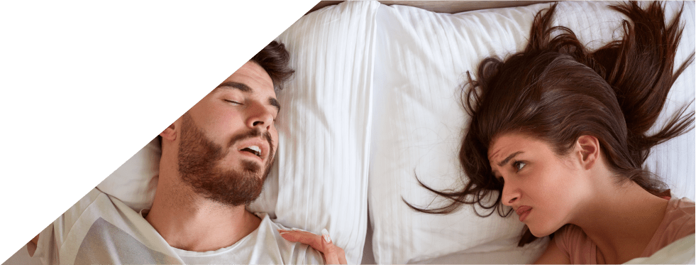 Casal a dormir 